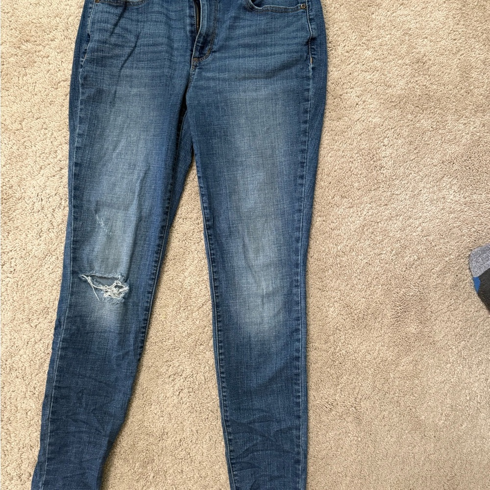 Sonoma Blue Skinny Jeans with Distressed Details